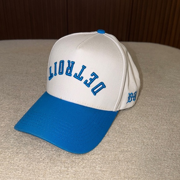 Detroit hat - Picture 1 of 9